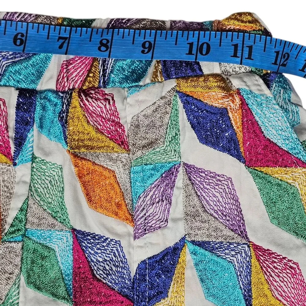 Willa Story Palmer Pull-On Shorts in Multicolor Embroidery Size XS